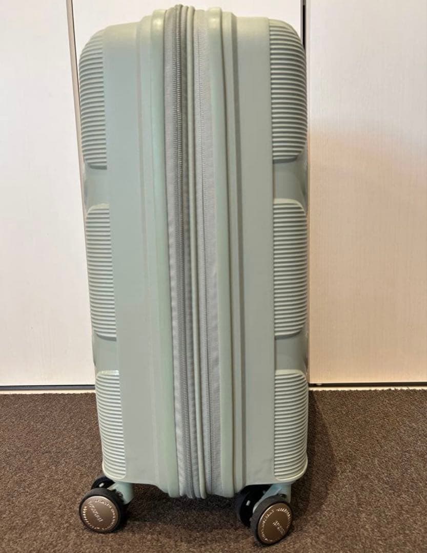 ☆ほぼ新品☆35/42L アメリカンツーリスター パステルグリーン機内持ち込み可