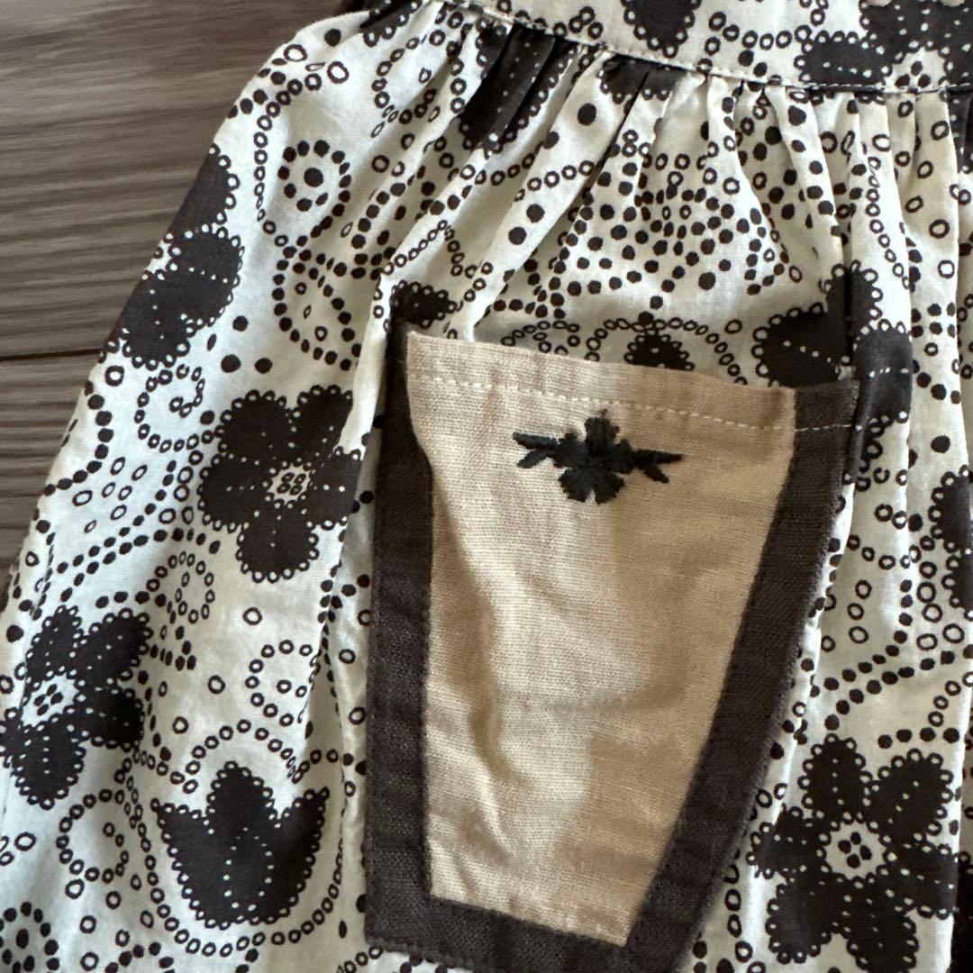 アポリナキッズ　エプロン2-3y