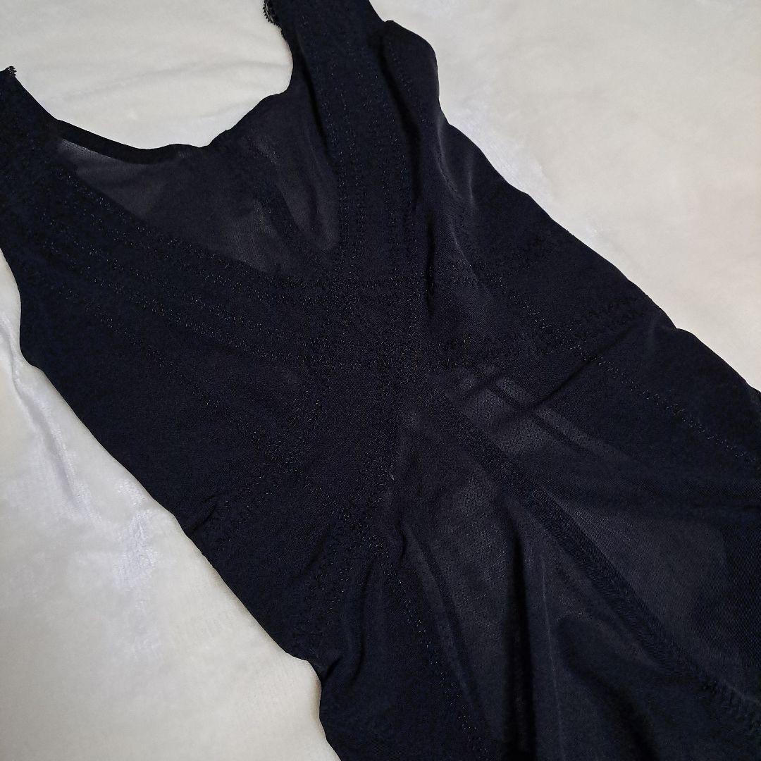 グラントイーワンズ ララドールGracy 袖なしボディスーツ ブラック 70M