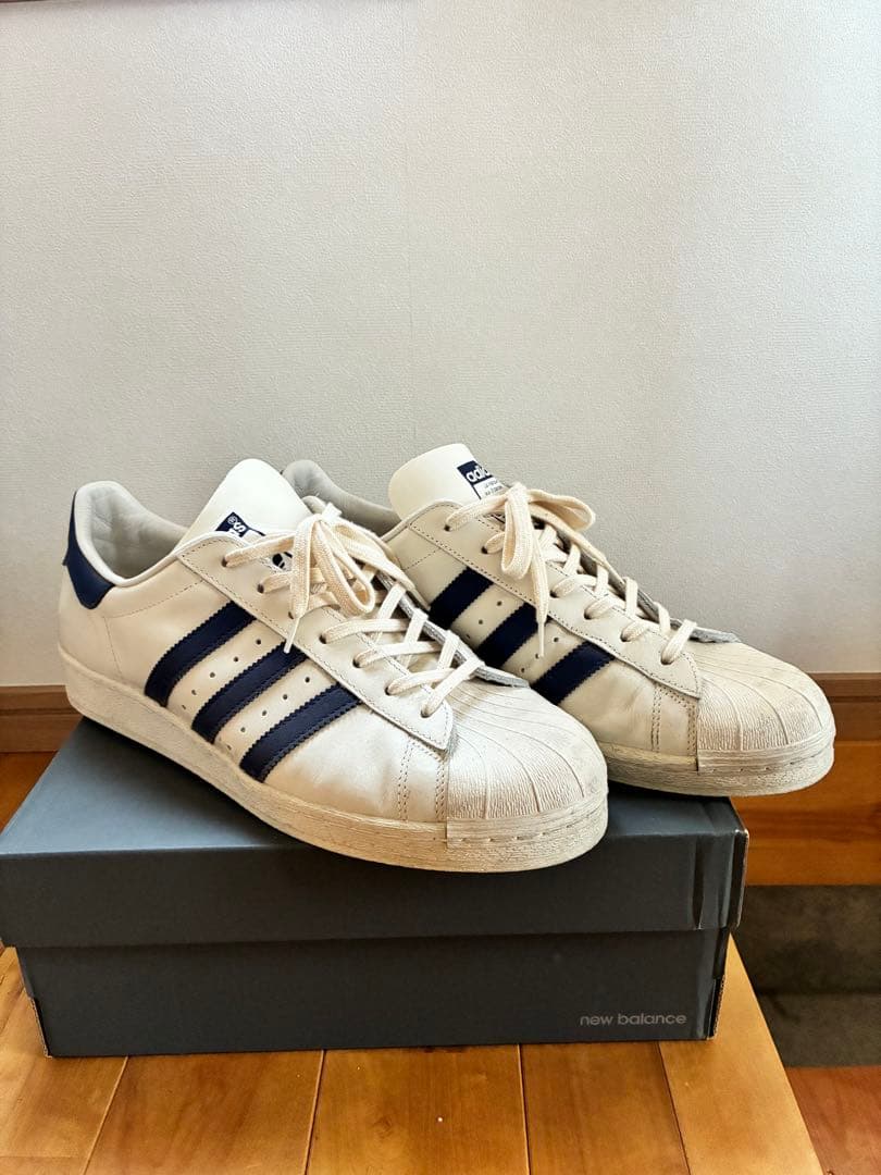 靴 adidas SUPERSTAR 82