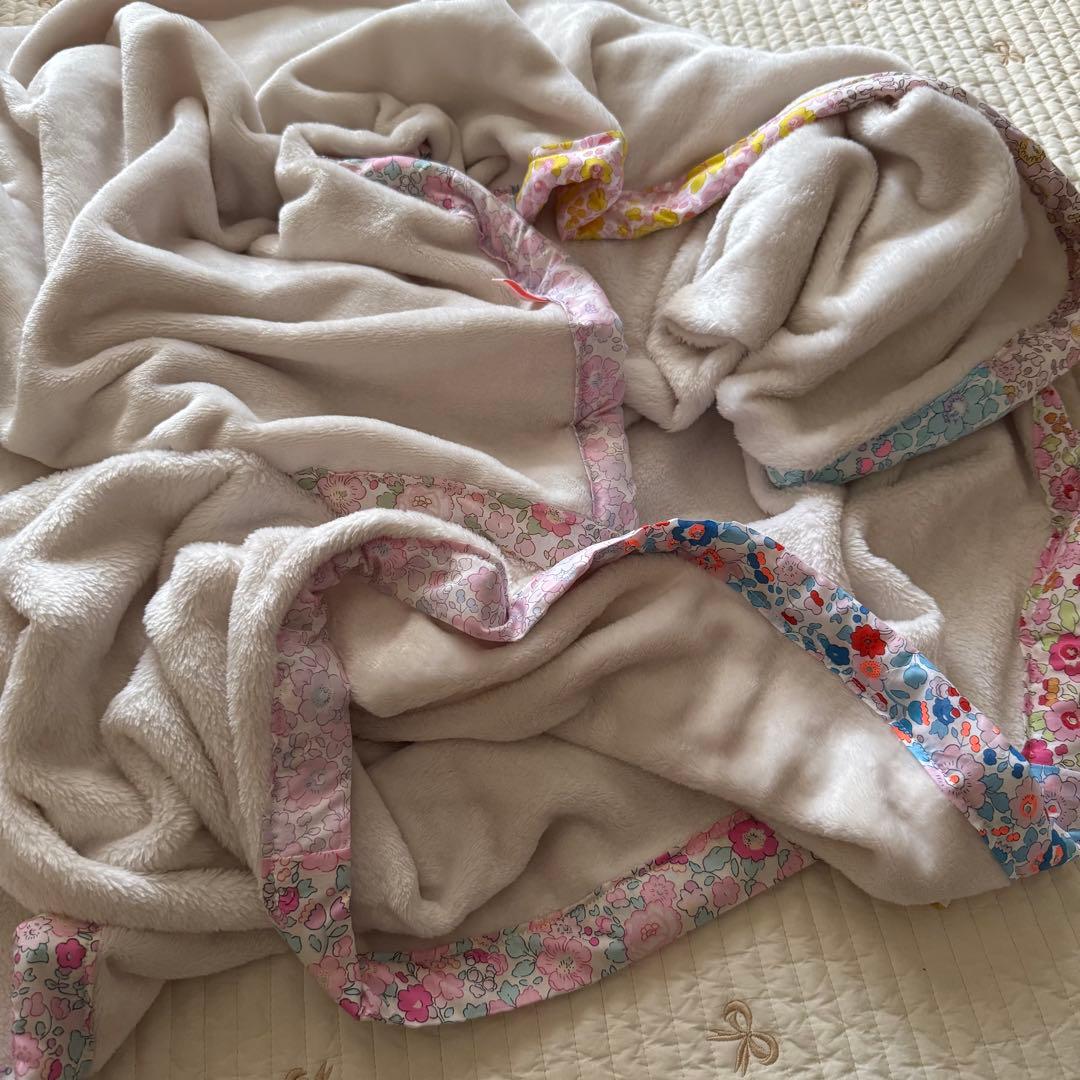 PCH様ハンドメイド❤️軽量ボアケット　シングル　ブランケット　リバティ　ベッツィ