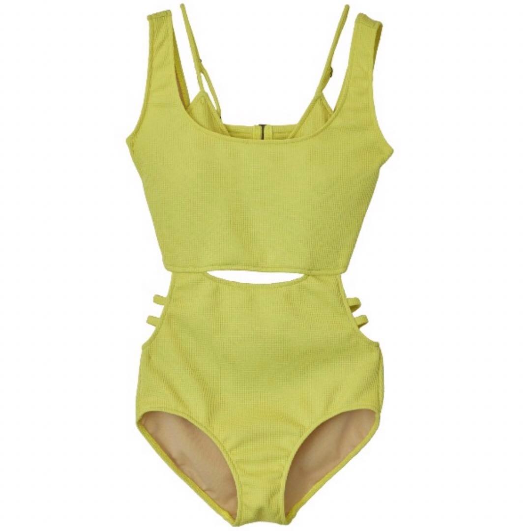 ころも。 様せ専用※2024SS HOLE ONEPIECE SWIMWEAR