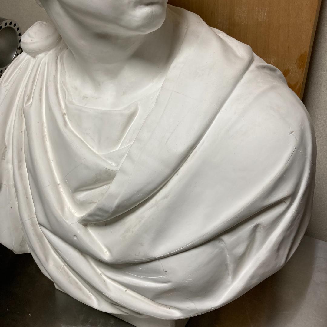 ブールタス　石膏像