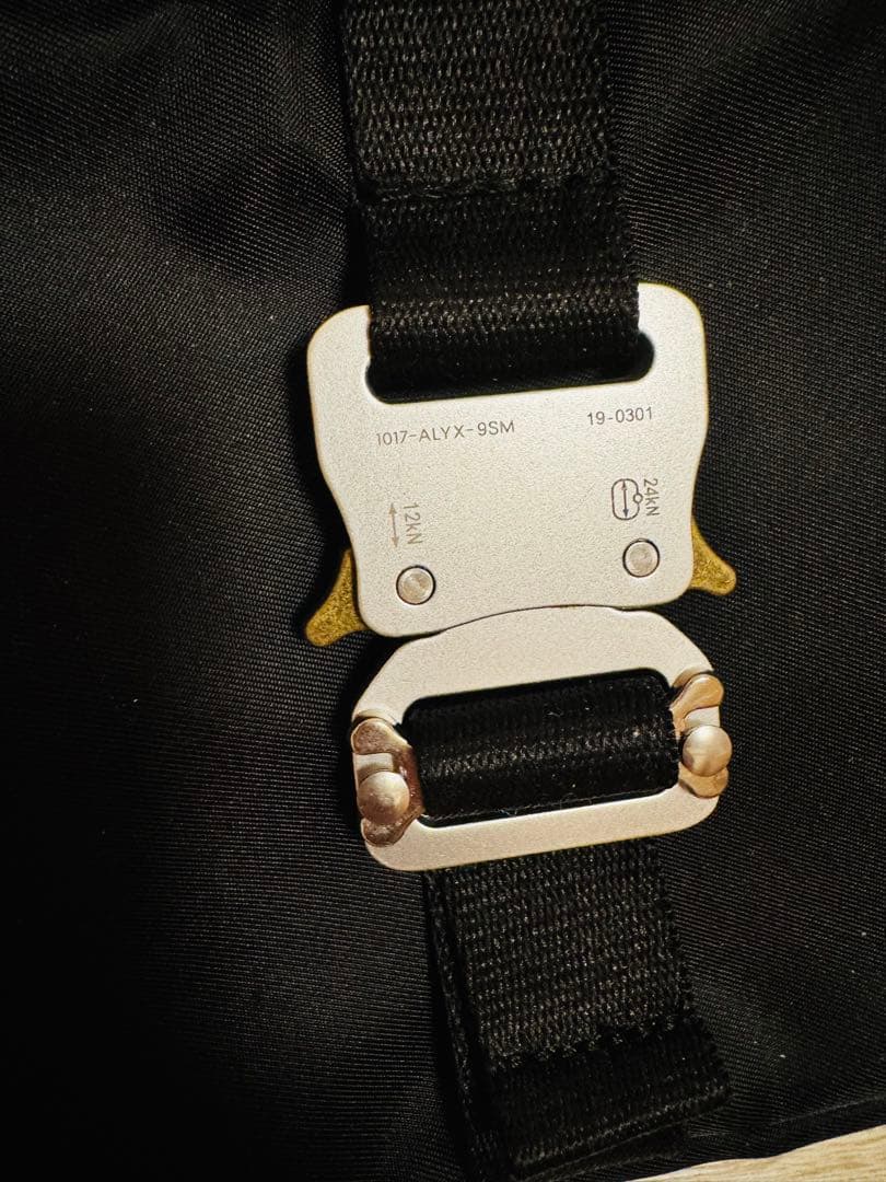 Alyx アリクス　ショルダーバッグ　男女兼用