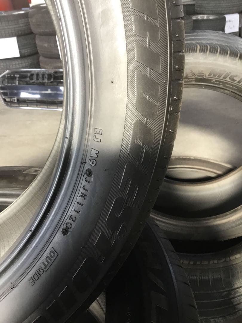 ブリヂストン DUELER 235/55R20 ４本セット