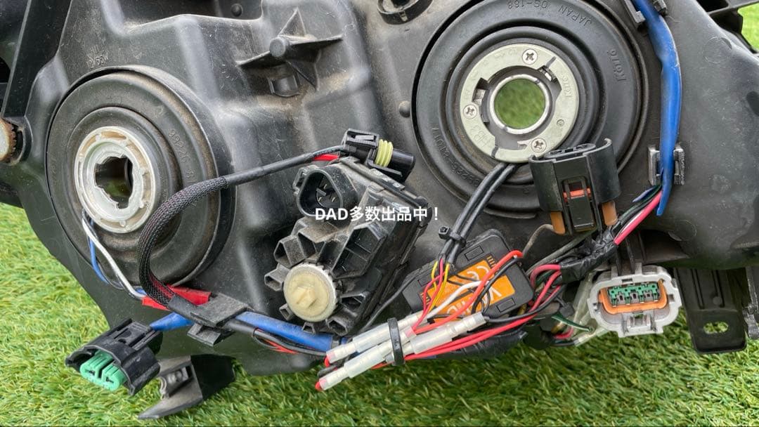 セレナ C26 後期 シーケンシャル イカリング ヘッドライト ハロゲンベース