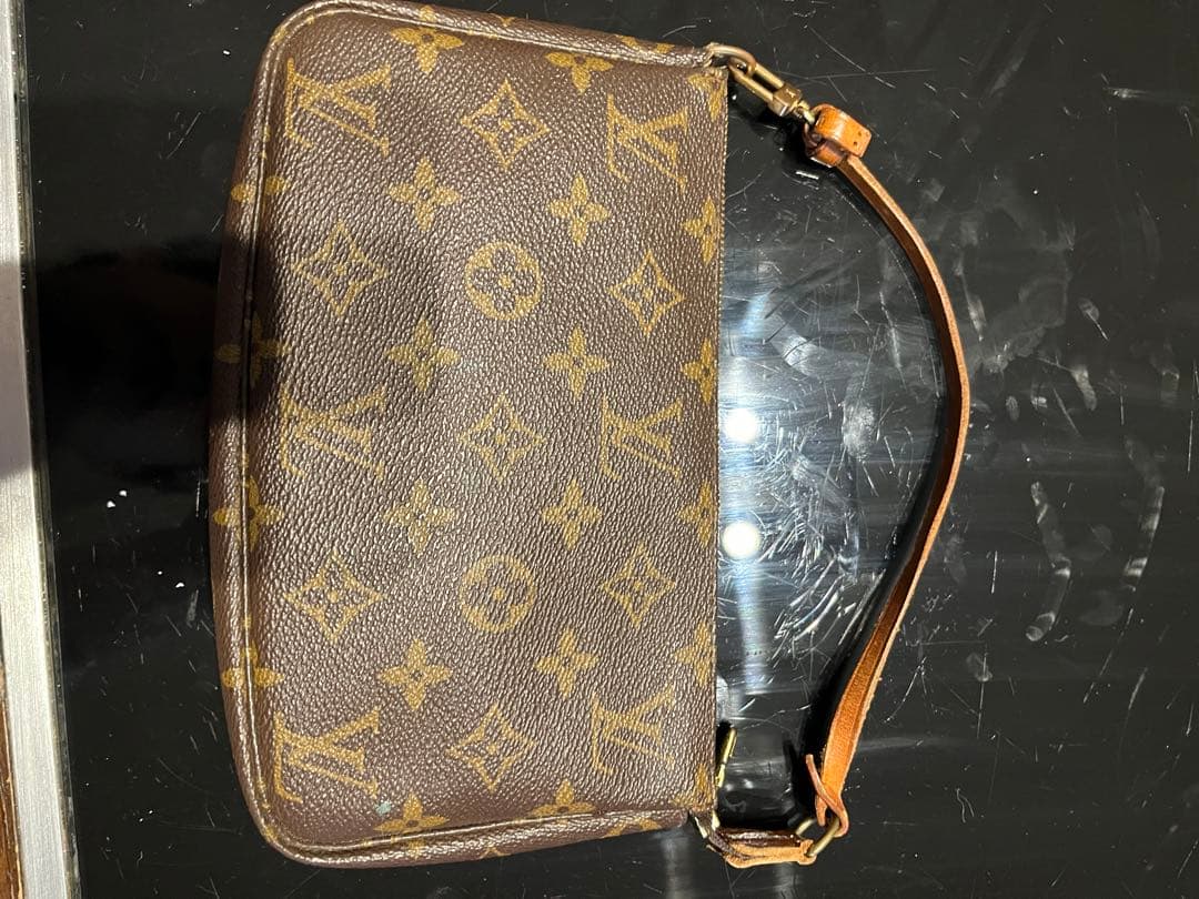 ジャンク品　Louis Vuitton モノグラムポーチ