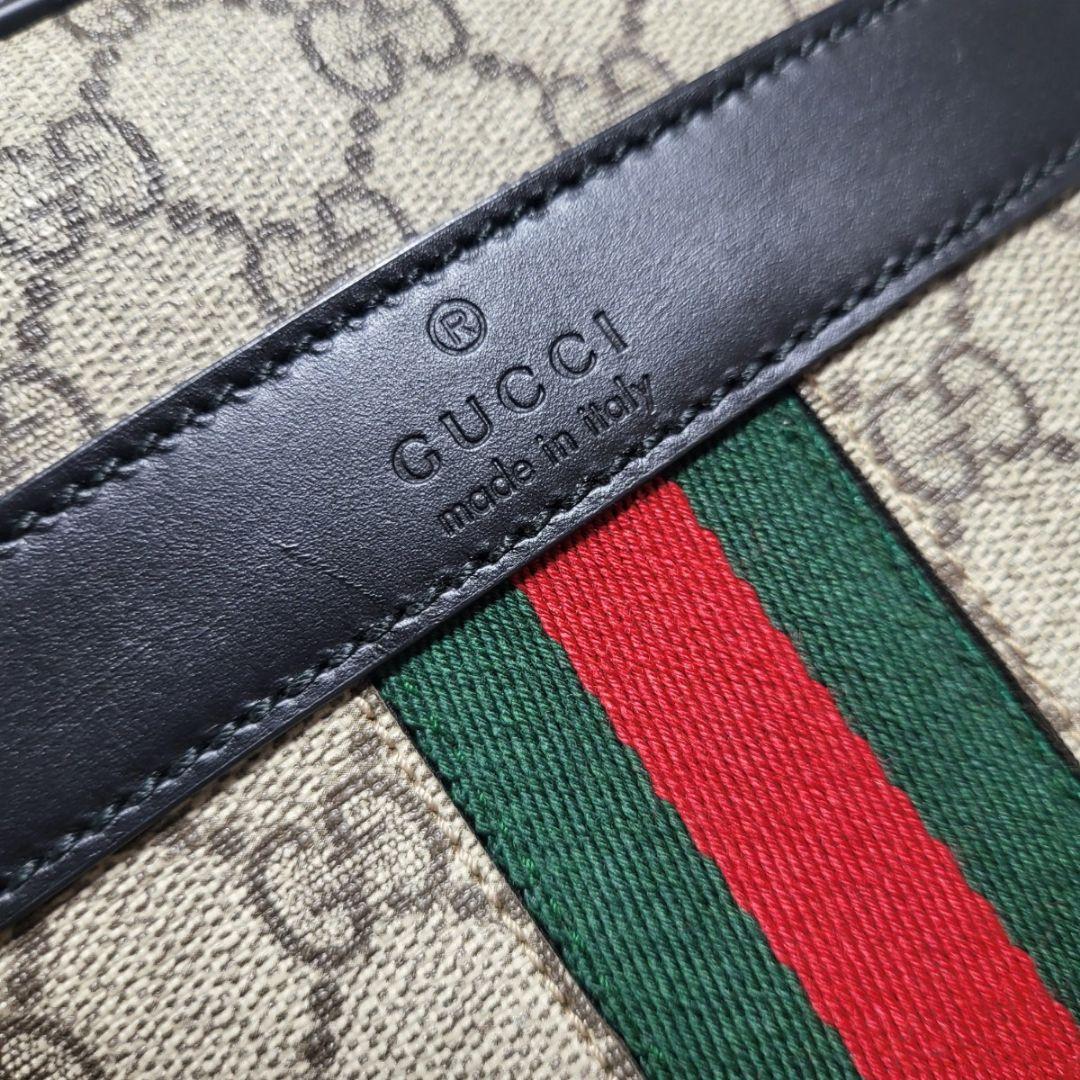美品 GUCCI グッチ ショルダーバッグ GG柄 シェリーラインbc11yt
