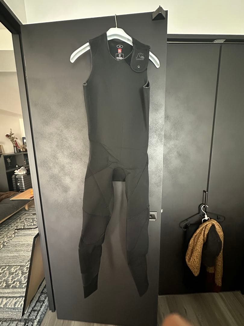 クイックシルバー ブラック フルスーツ L レディース