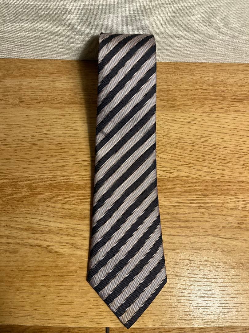 HERMES シルク100%ネクタイ　♪未使用♪