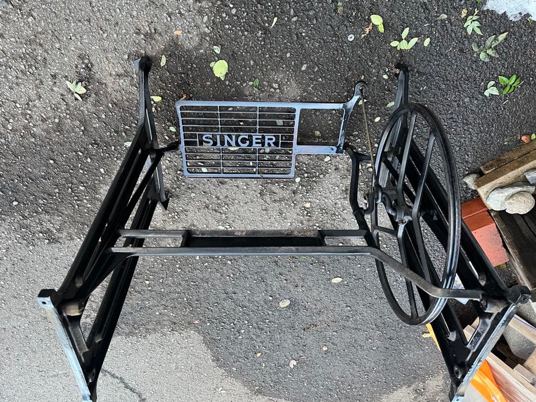 シンガーミシン脚、シンガー工業用ミシン脚、幅広ミシン脚、ガーデンテーブル脚
