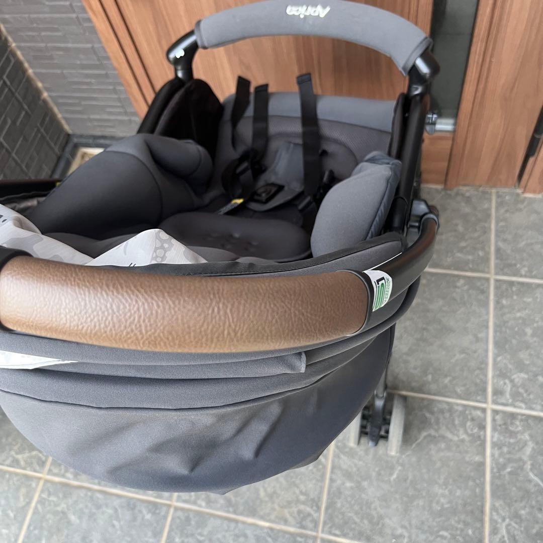 【美品】　Aprica ベビーカー アップリカ　カルーンエアーメッシュAB