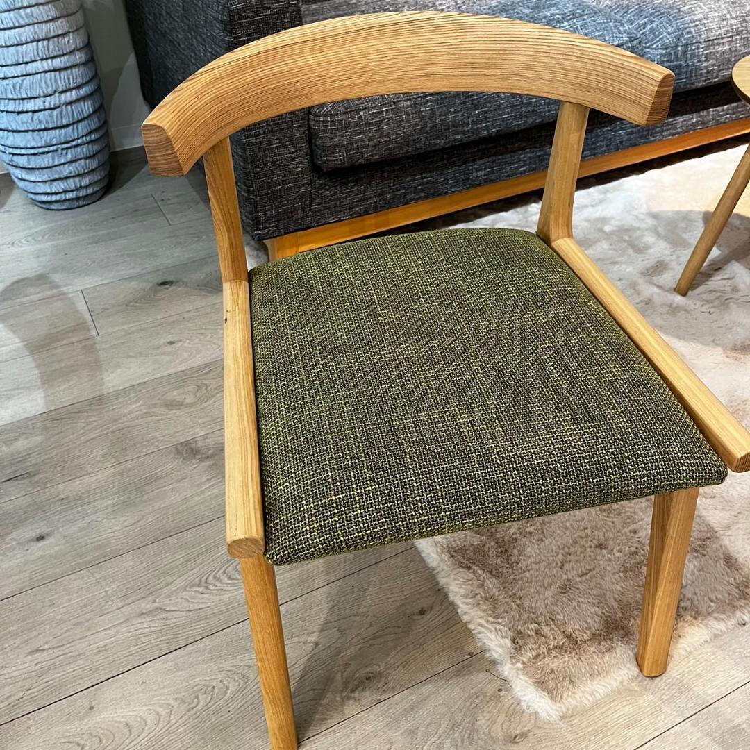 ロボット掃除機対応♪ ダイニングチェア 浮く グリーン HOC-541 N01