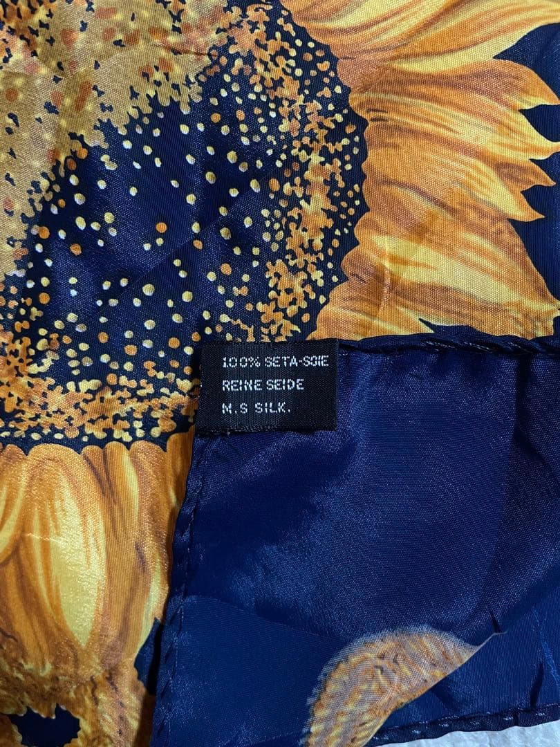 CHANEL 向日葵柄 スカーフ ネイビー ひまわり