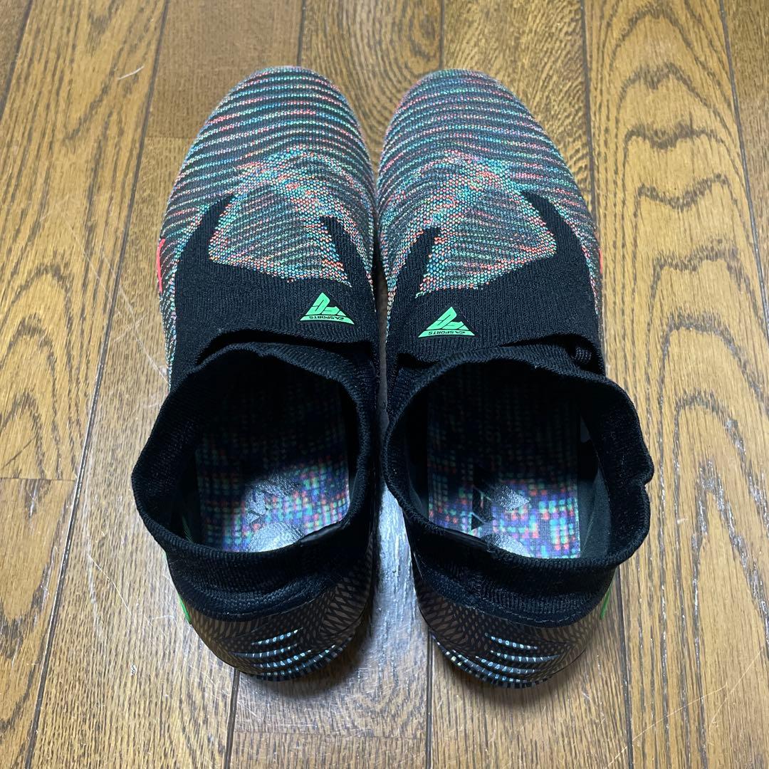 Nike Phantom Mode サッカーシューズ