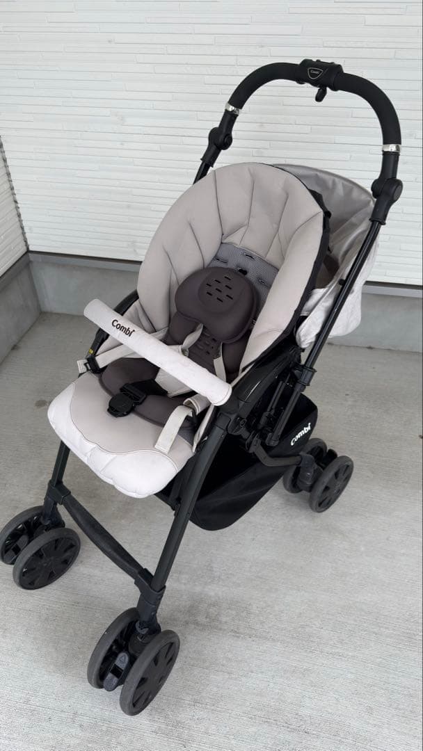 (コンビ)ベビーカー、クロスゴー 4キャス エッグショック