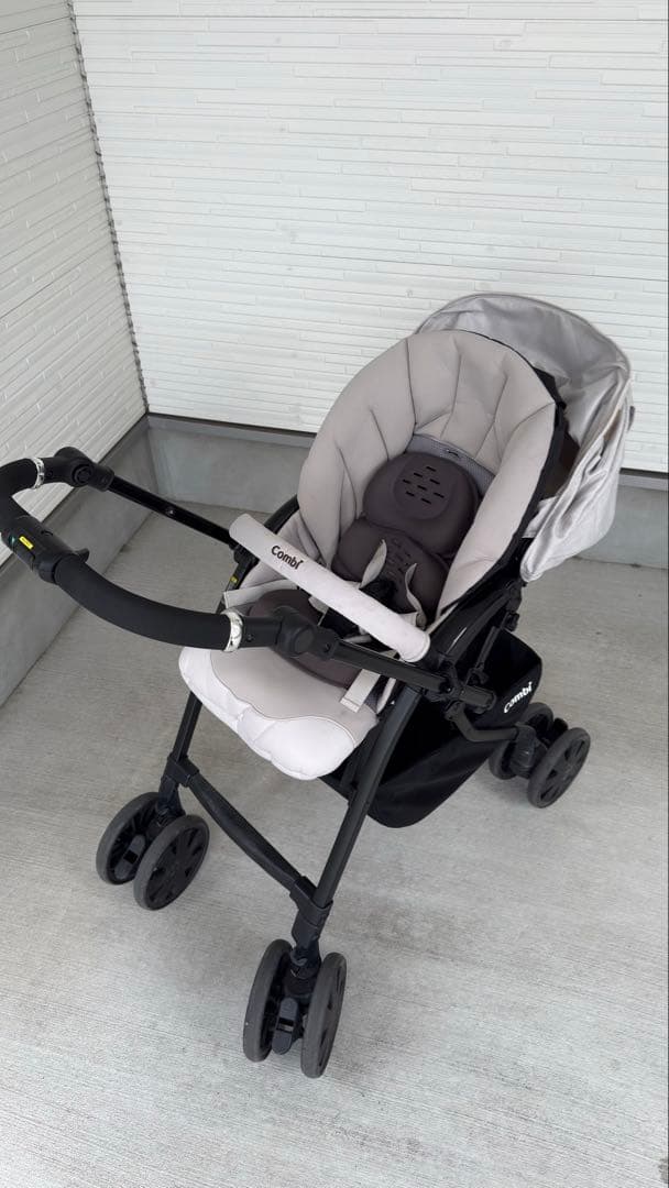 (コンビ)ベビーカー、クロスゴー 4キャス エッグショック