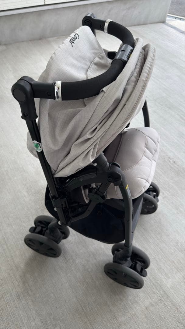 (コンビ)ベビーカー、クロスゴー 4キャス エッグショック