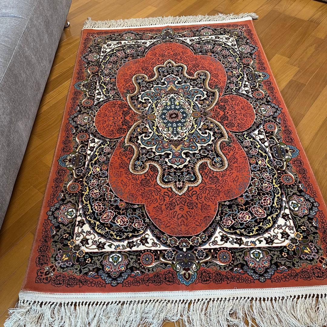 【新品未使用】ペルシャ産　絨毯　機械織　朱色　ボタニカル　幾何学模様　オリエント