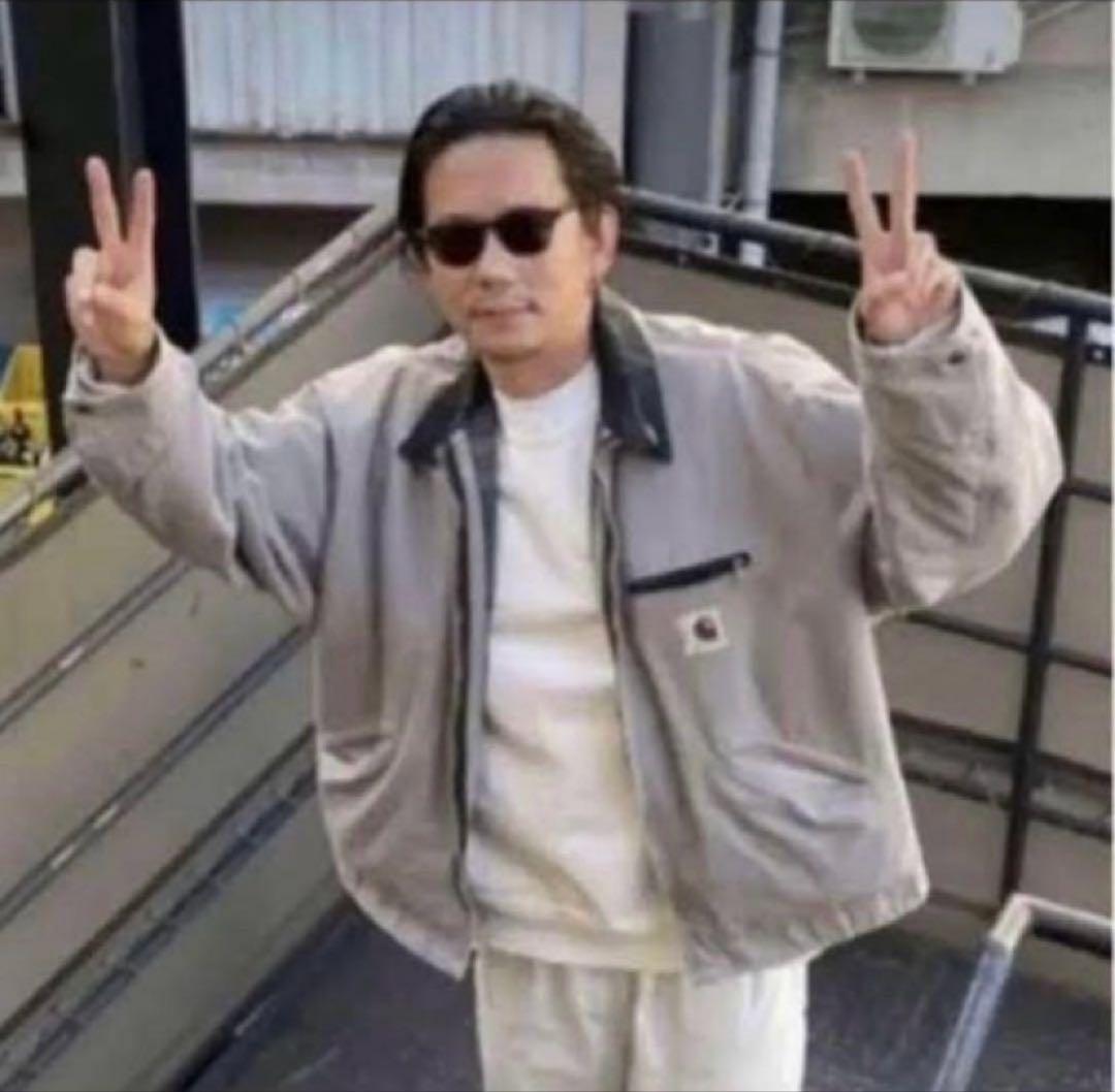 美品カーハート デトロイトジャケット　グレー Lサイズ 野村訓市着用 GVL