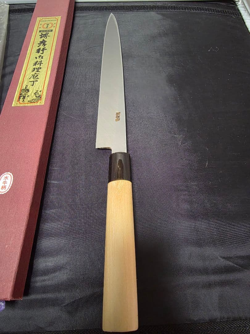 堺孝行《霞研水牛柄》安来白三鋼　柳刃 300 mm 【水牛柄】