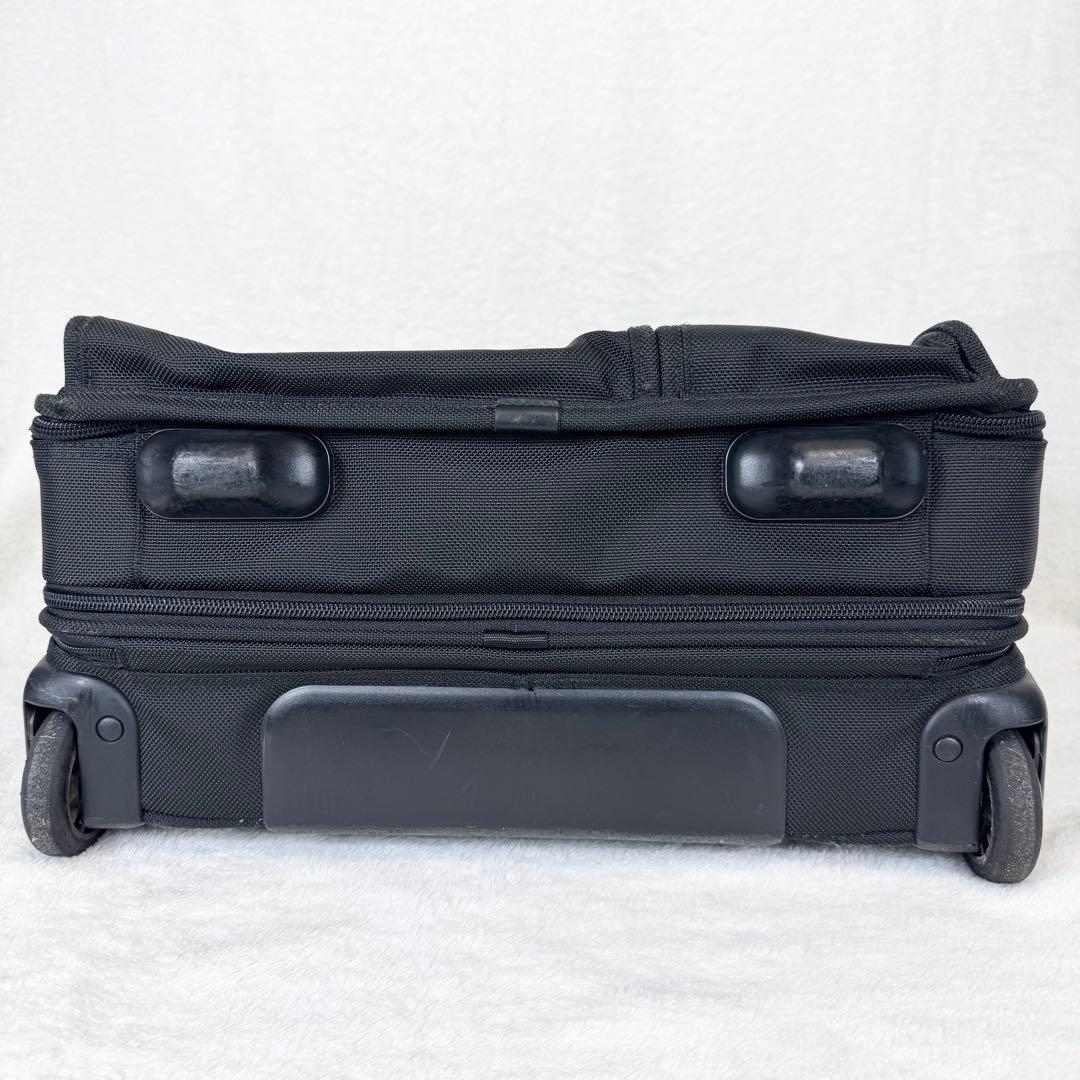 【良品】廃盤 TUMI トゥミ キャリーバッグ　機内持込可能 26103D4