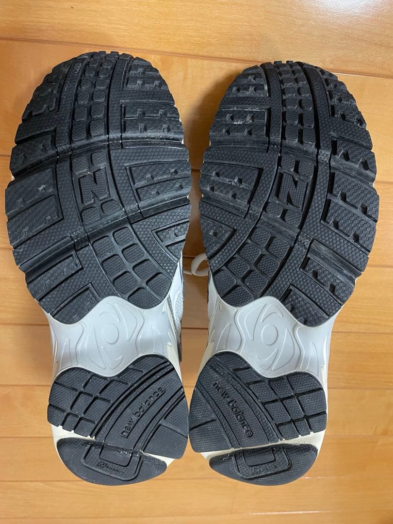 【綺麗！】NEWBALANCE ML725