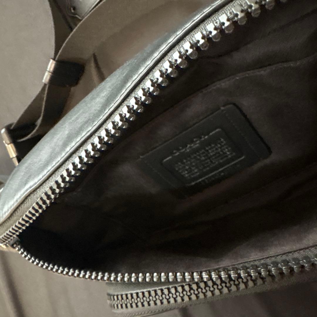 COACH レザー ボディバッグ FCT714