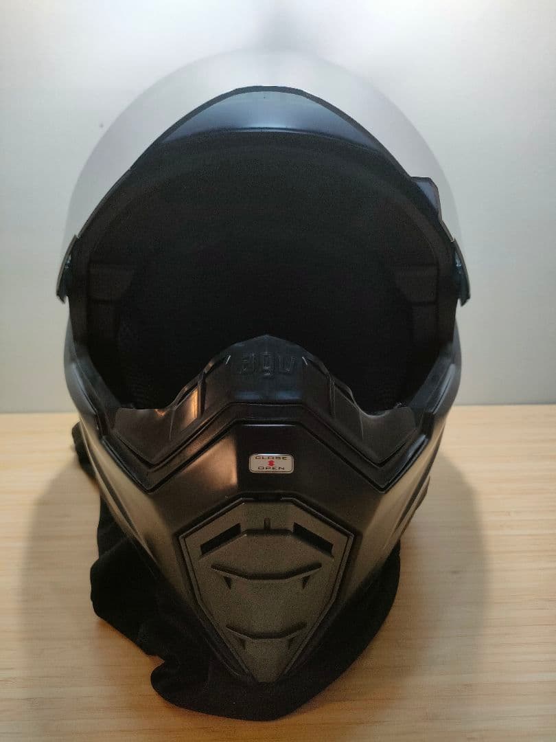 agv ヘルメット カーボン ax8