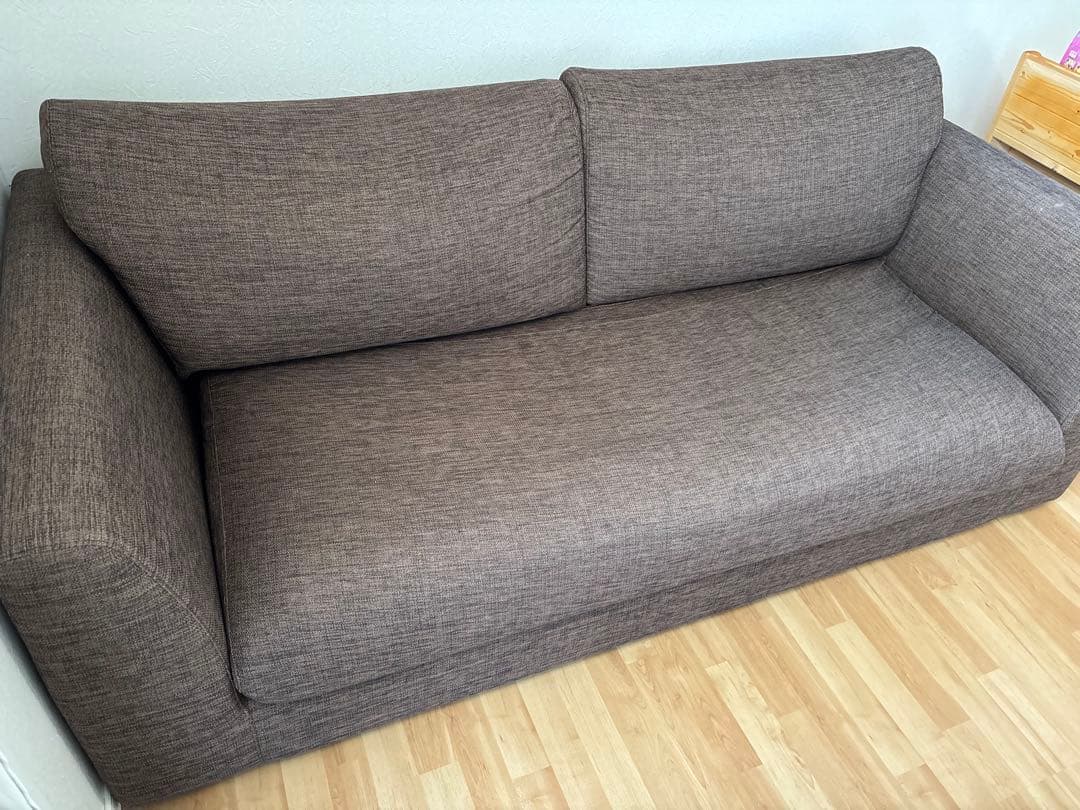 3人掛けソファ　ニトリ　ブラウン