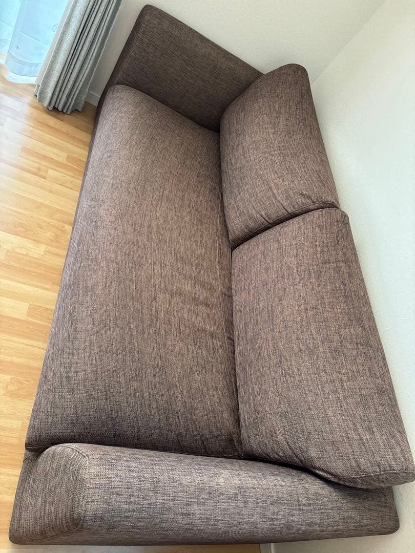 3人掛けソファ　ニトリ　ブラウン