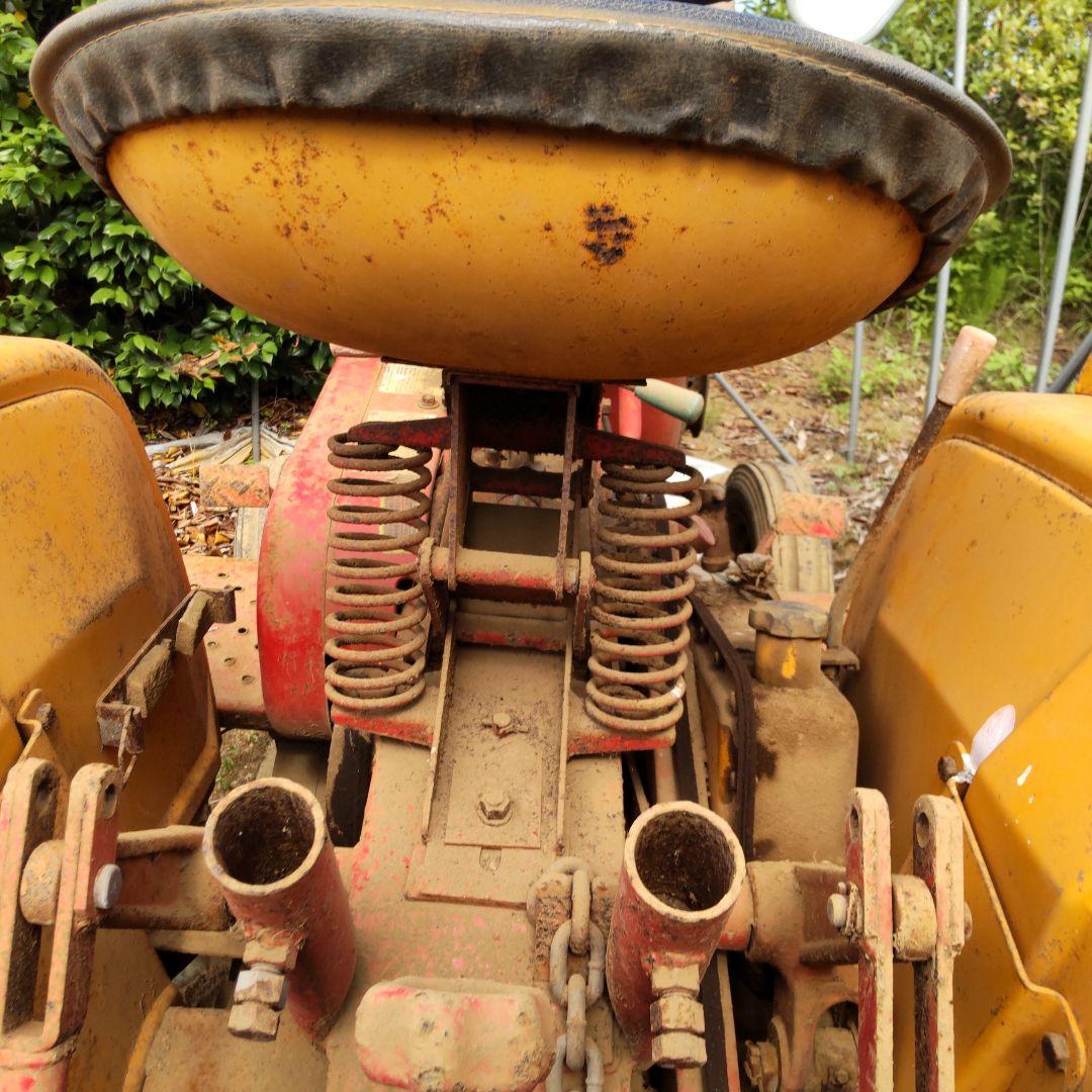 日の本トラクター MB-140 赤/黄