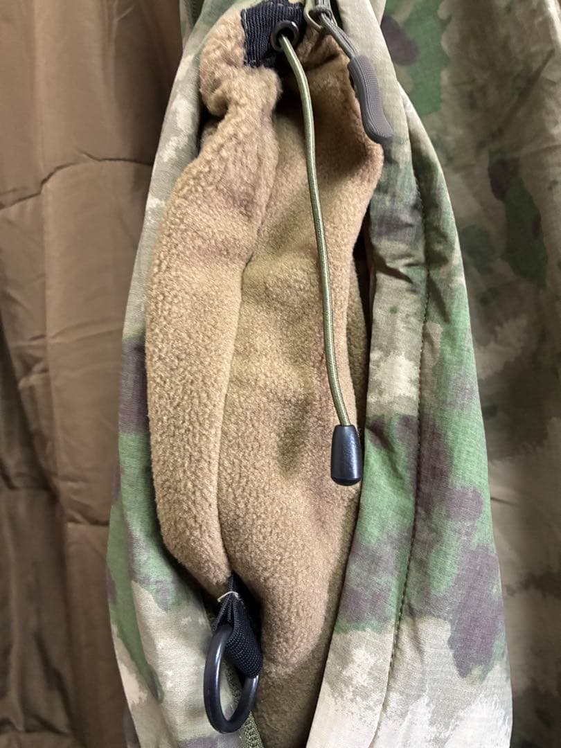 未使用保管品ロシア軍北朝鮮軍仕様内綿入防寒外衣フード収納可能高品質お洒落です