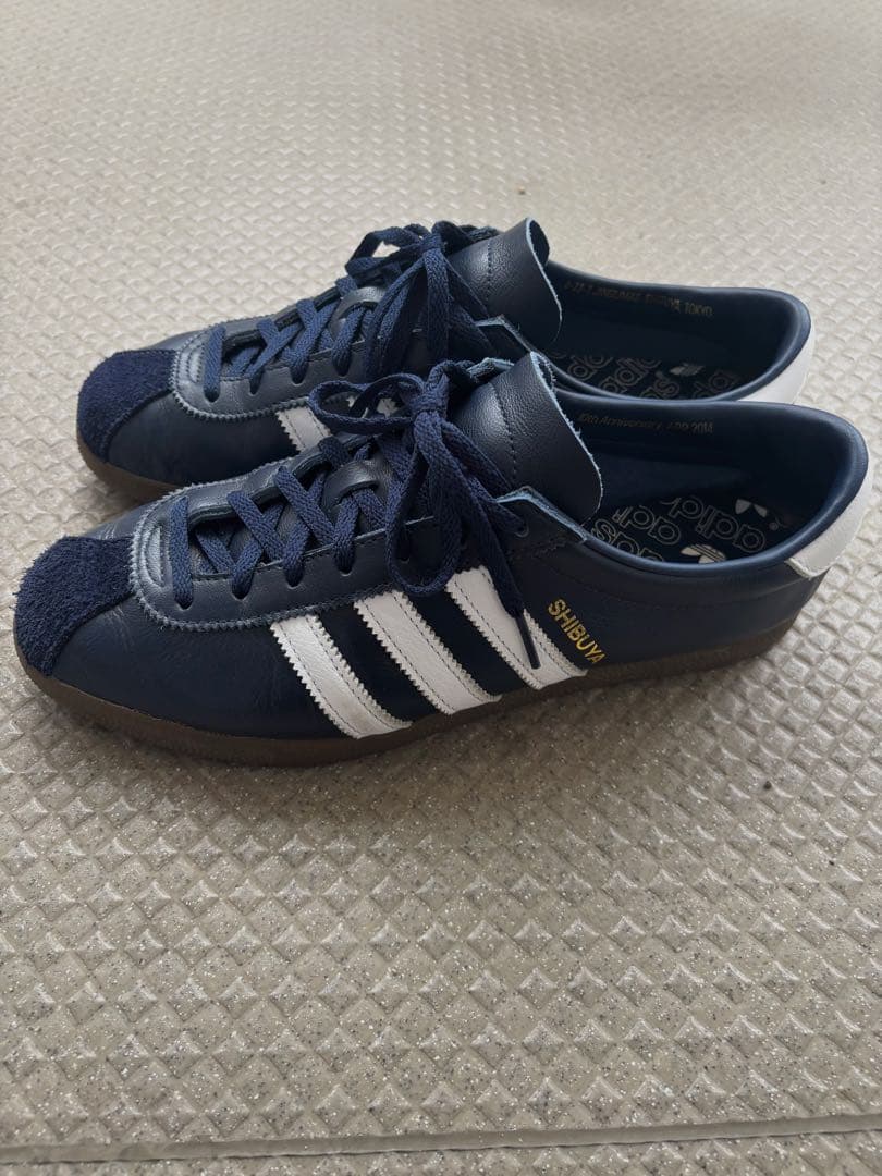 靴 ADIDAS SHIBUYA 27cm SPEZIAL