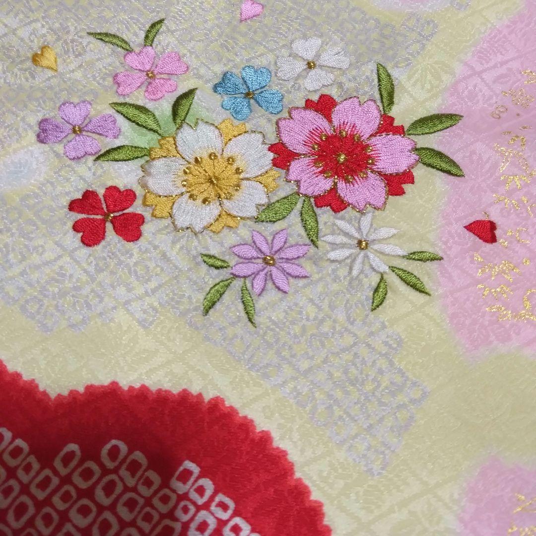 正絹綸子☆暈しに金彩ほぼ総刺繡の一つ身と新品友禅被布☆3歳七五三向け祝い着