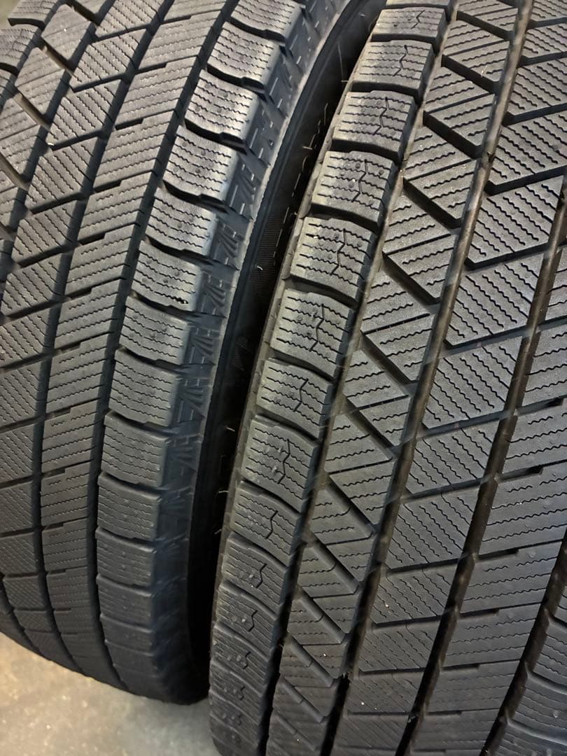 ブリヂストン美品❗️175/70R14スタッドレスセット❗️