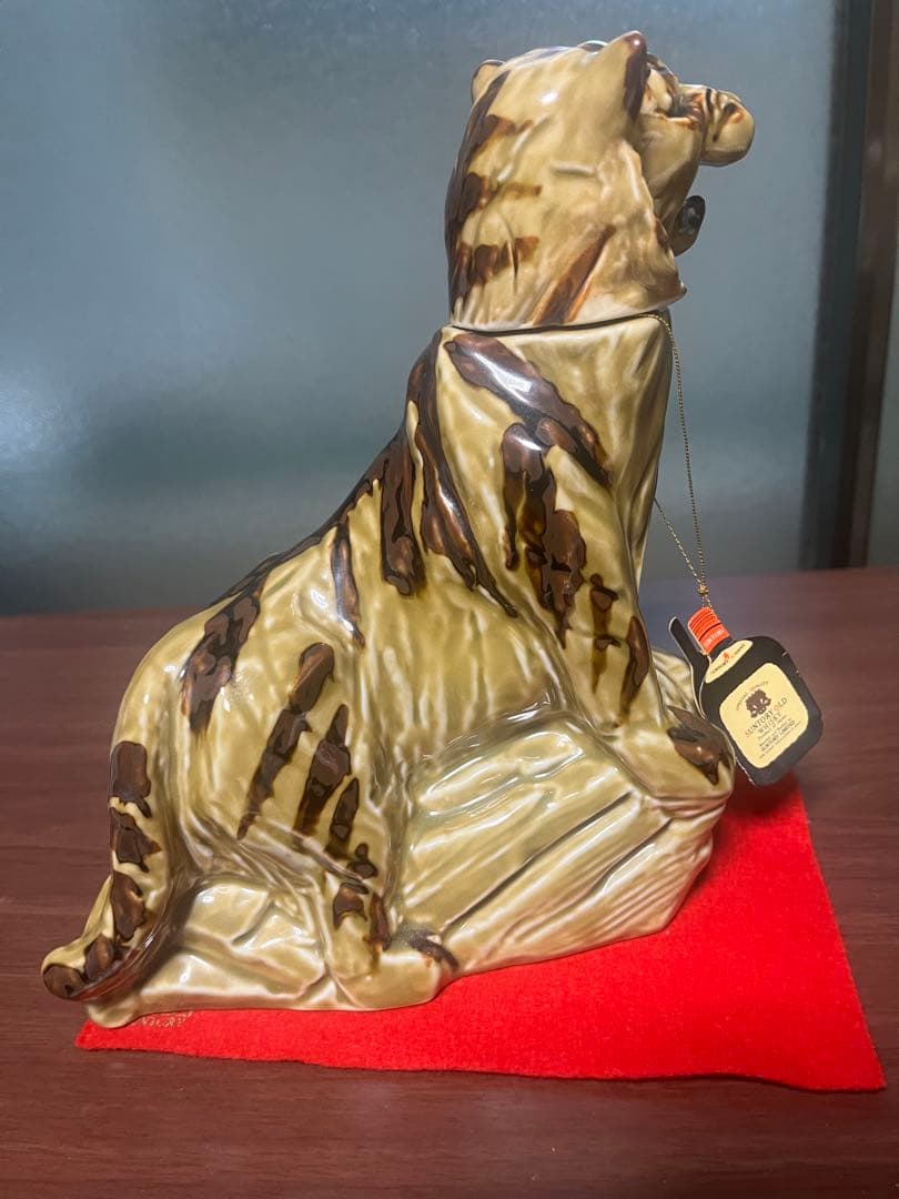 未開栓 Suntory サントリー オールドウィスキー 干支ボトル　寅