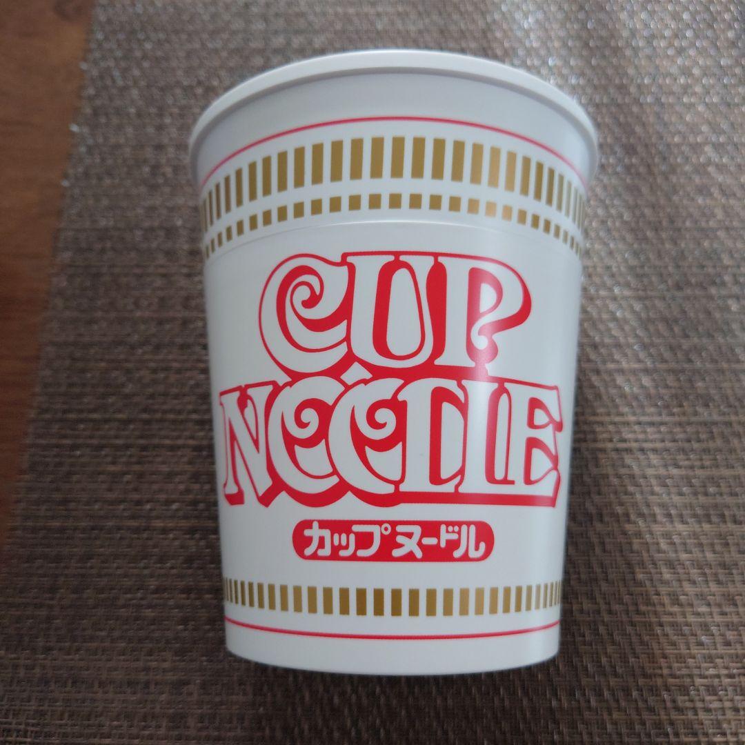 NISSIN カップヌードルクエストⅡ　弁当箱