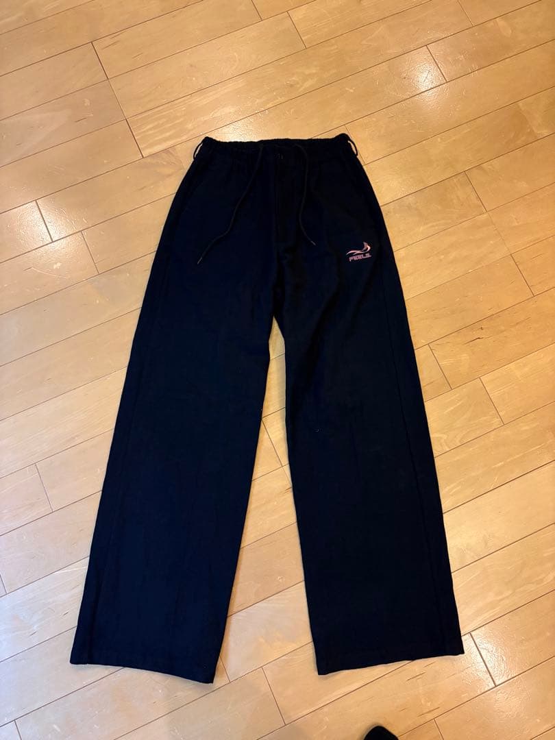 feels 上杉柊平 リネンスラックス ブラック M