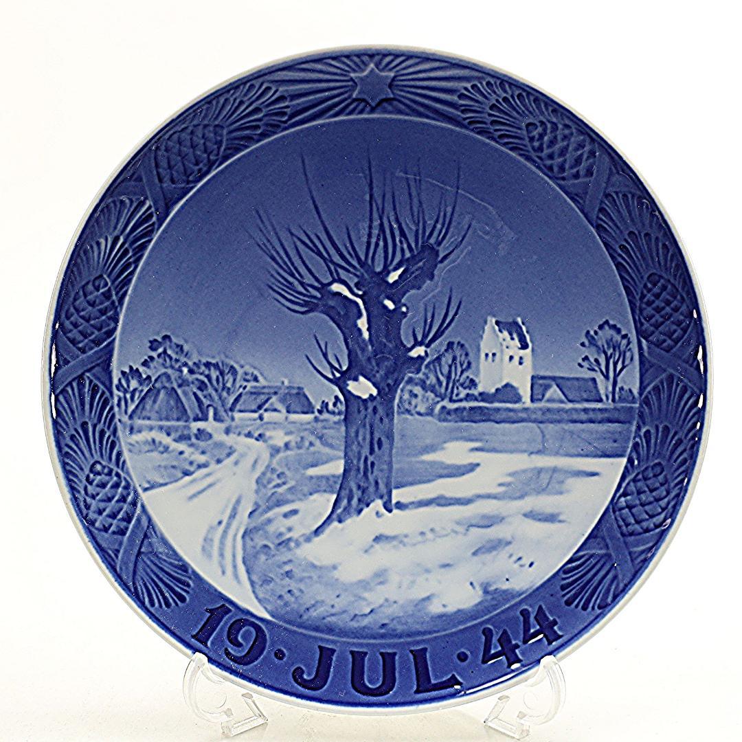 1944年「雪におおわれた景色と教会」イヤー プレート ロイヤル コペンハーゲン