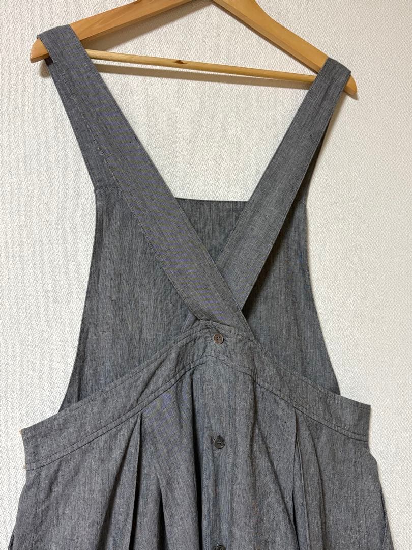 コンジェ ペイエ コットンリネンワッシャーエプロンワンピース