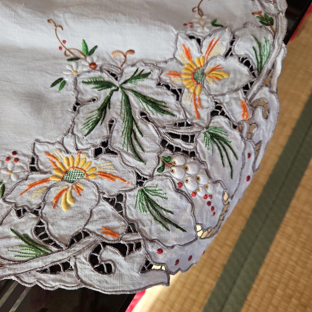 ヴィンテージテーブルクロス