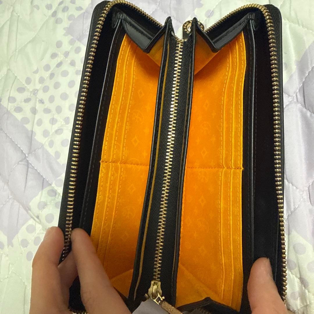 ロゴデザイン 長財布 黒