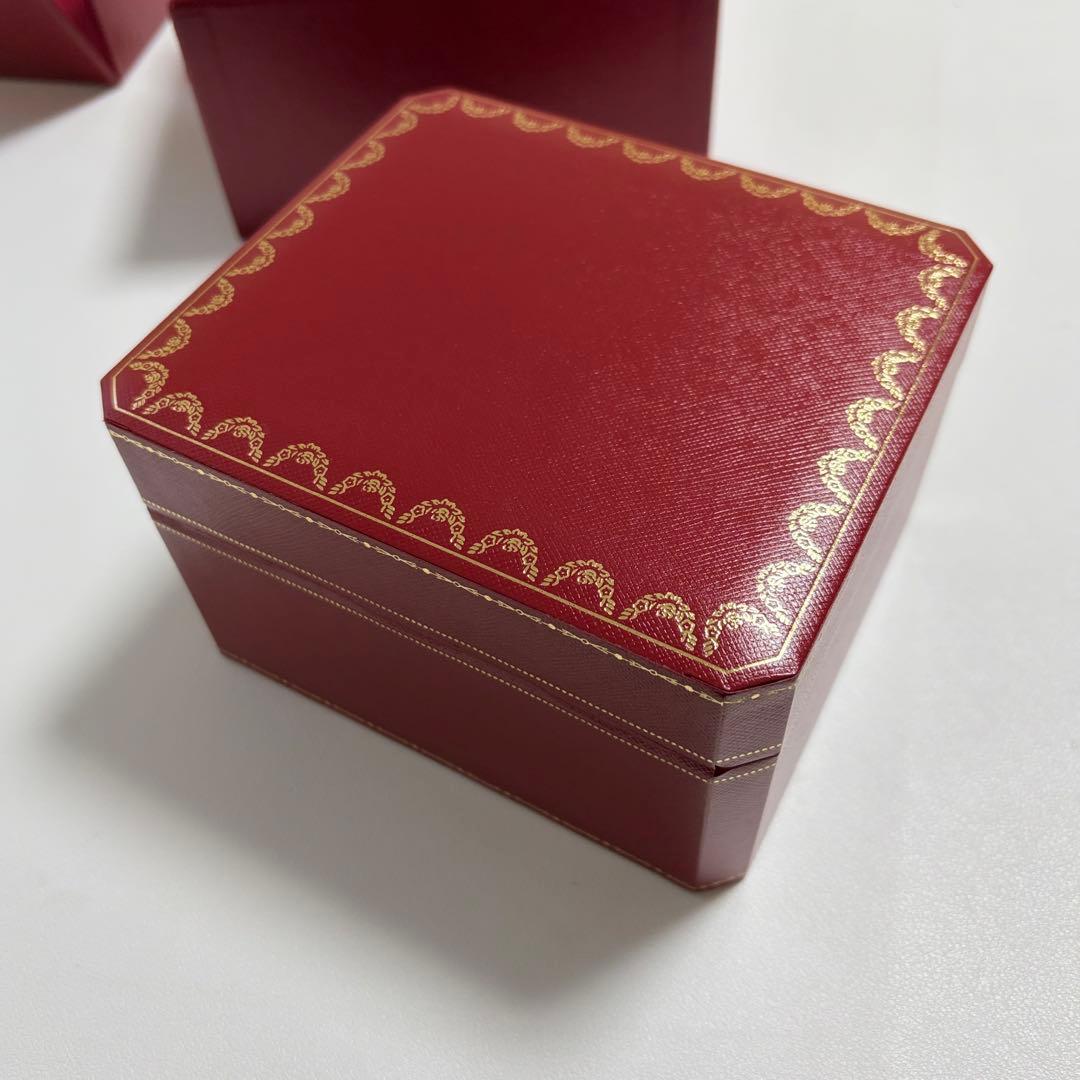 極美品　カルティエ　腕時計　ウォッチ　ケース　空箱　現行品