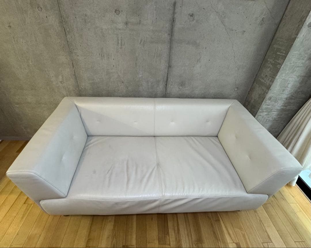 ボーコンセプト 2人掛けレザーソファ