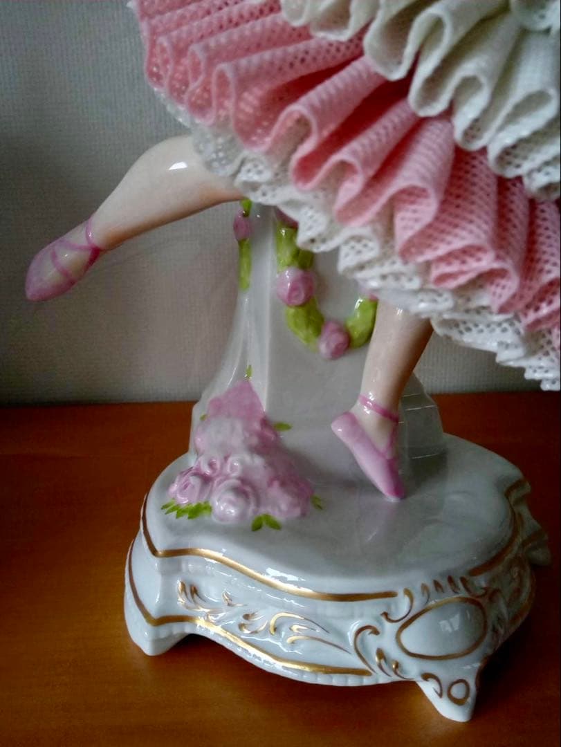 ジッツェンドルフ　フィギュリン　ドレスデン　レース人形　陶器人形　大き目