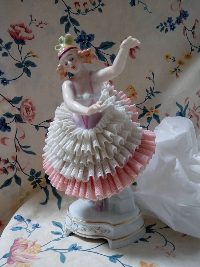 ジッツェンドルフ　フィギュリン　ドレスデン　レース人形　陶器人形　大き目