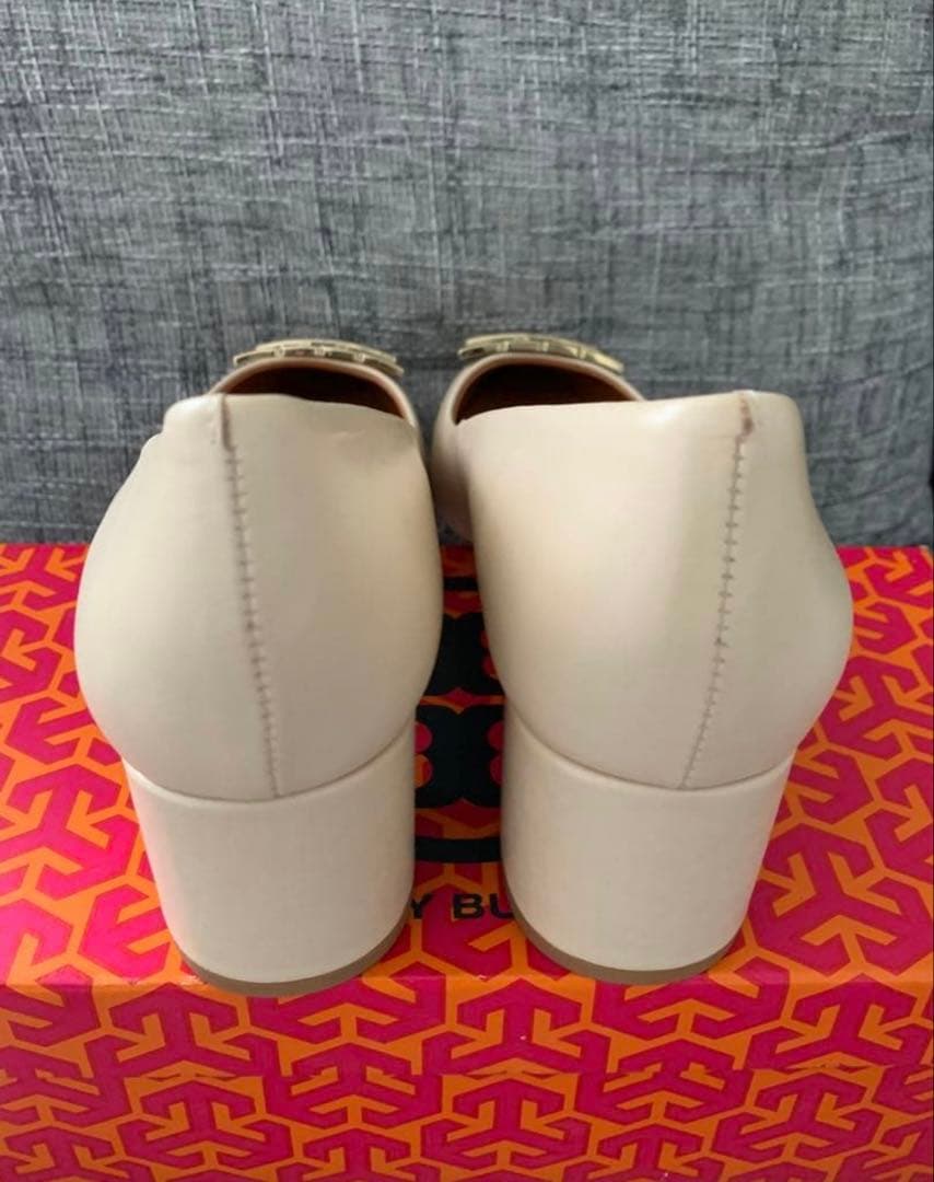 トリーバーチパンプスベージュ24,5