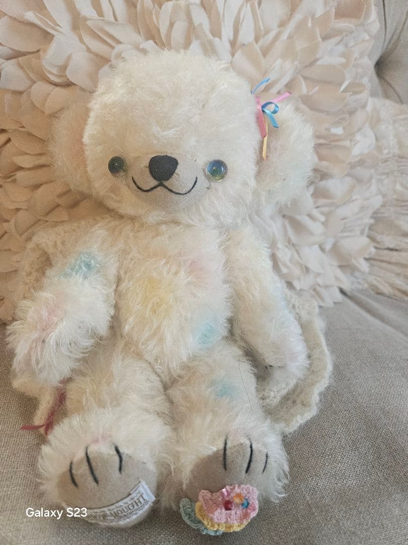 Merry Thought クリーム色チーキー約30cm