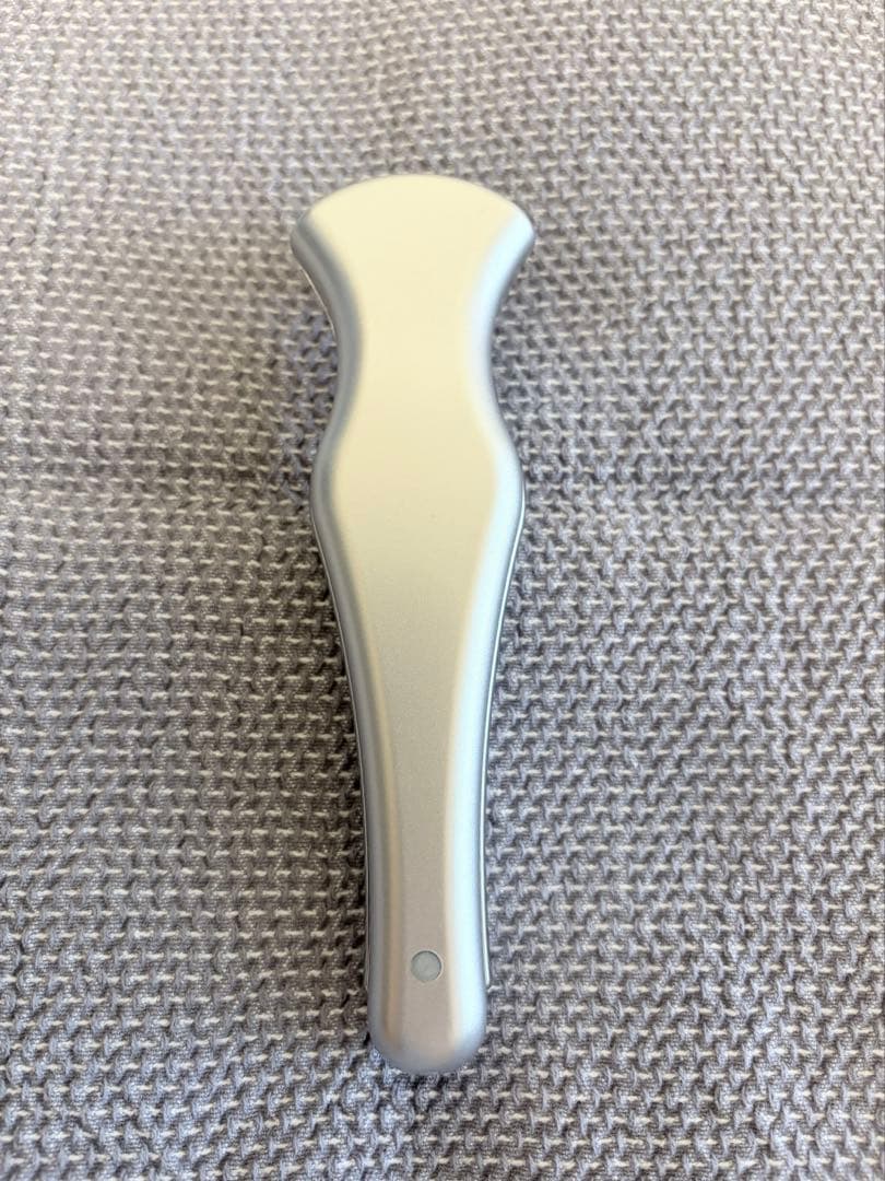 【美品】Liberata＜リベラータ＞ ララルーチュRF 美顔器